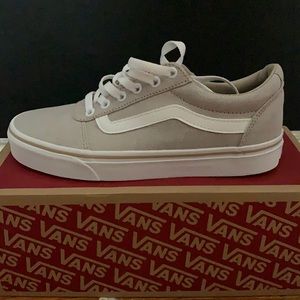 Vans, Taupe Color, Size 8 Women’s